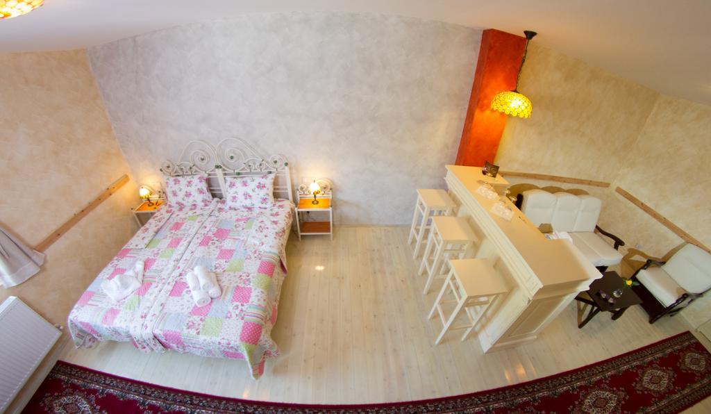 Bed and Breakfast Country Court Curteni Exterior foto
